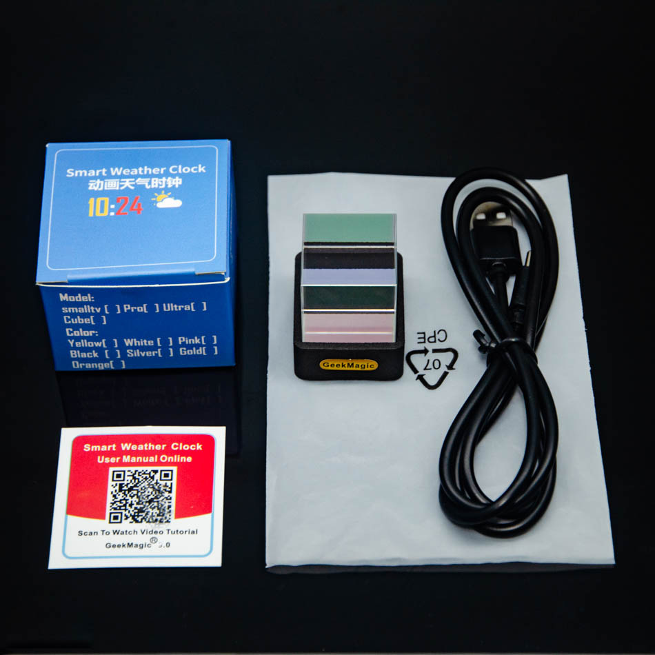 HoloCube Smart Crystal Display – Real-Time Weather, Time, GIFs & Bitcoin Crypto / Stocks (GeekMagic)
