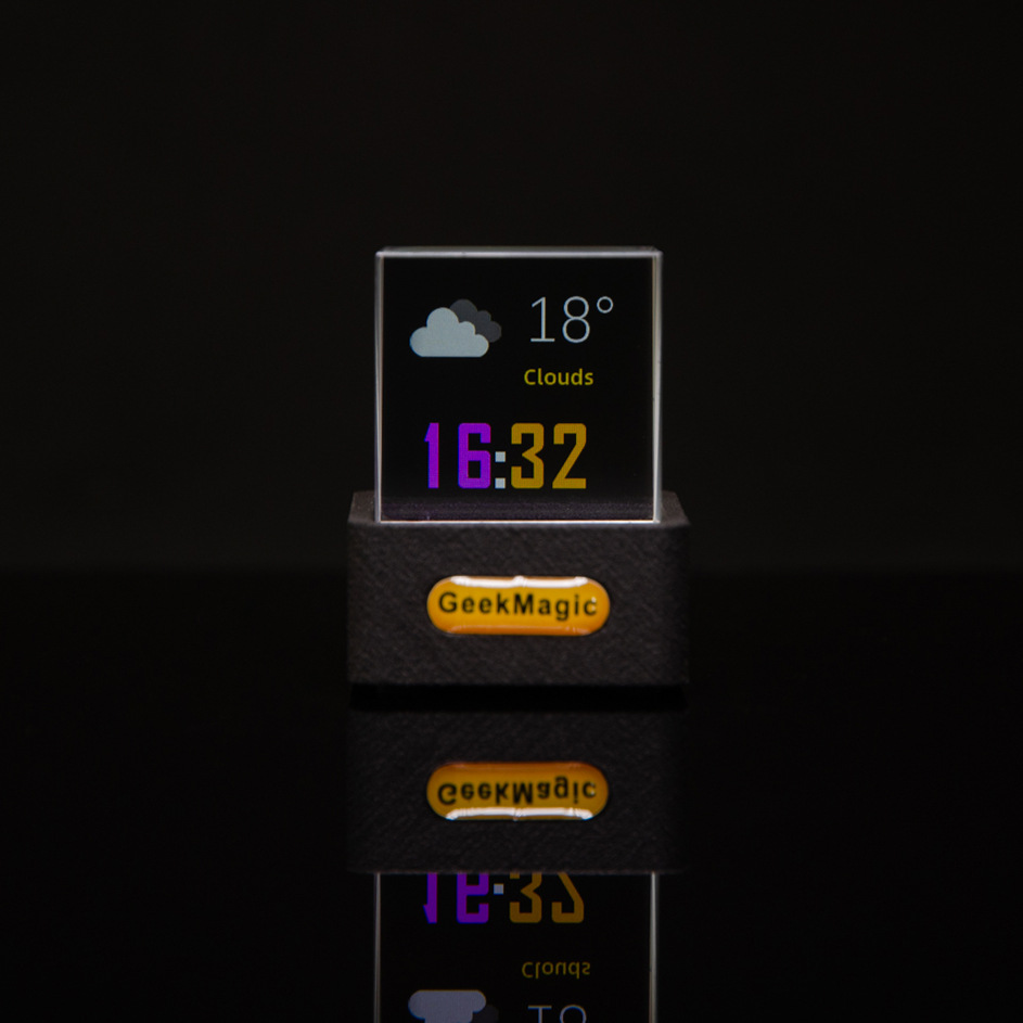 HoloCube Smart Crystal Display – Real-Time Weather, Time, GIFs & Bitcoin Crypto / Stocks (GeekMagic)