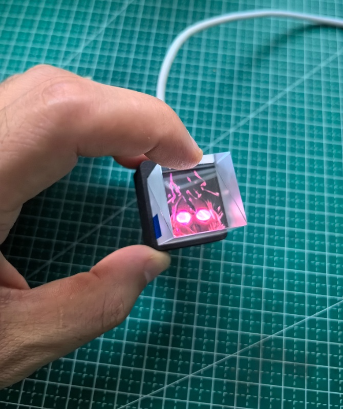 HoloCube Smart Crystal Display – Real-Time Weather, Time, GIFs & Bitcoin Crypto / Stocks (GeekMagic)