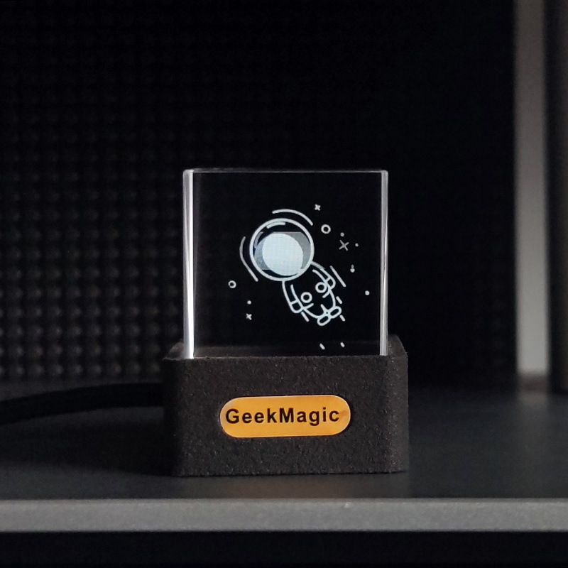 HoloCube Smart Crystal Display – Real-Time Weather, Time, GIFs & Bitcoin Crypto / Stocks (GeekMagic)