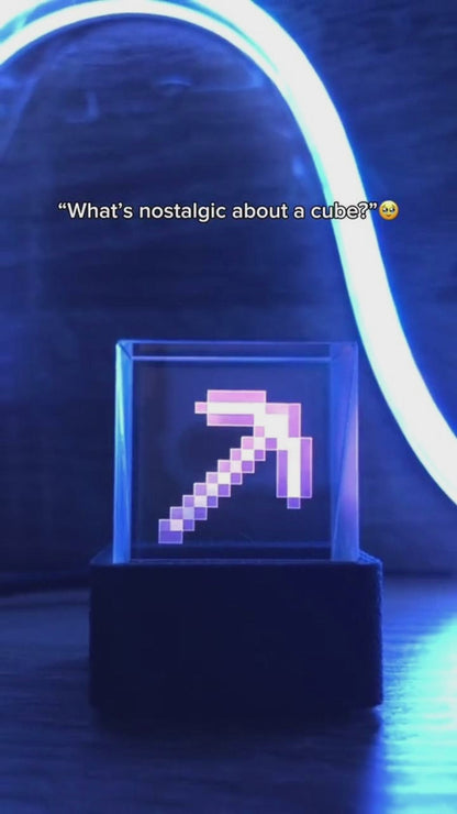 HoloCube Smart Crystal Display – Real-Time Weather, Time, GIFs & Bitcoin Crypto / Stocks (GeekMagic)